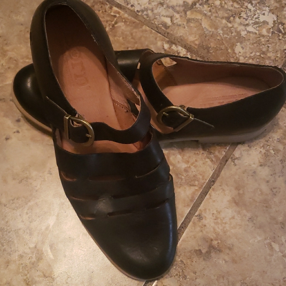 Born Shoes